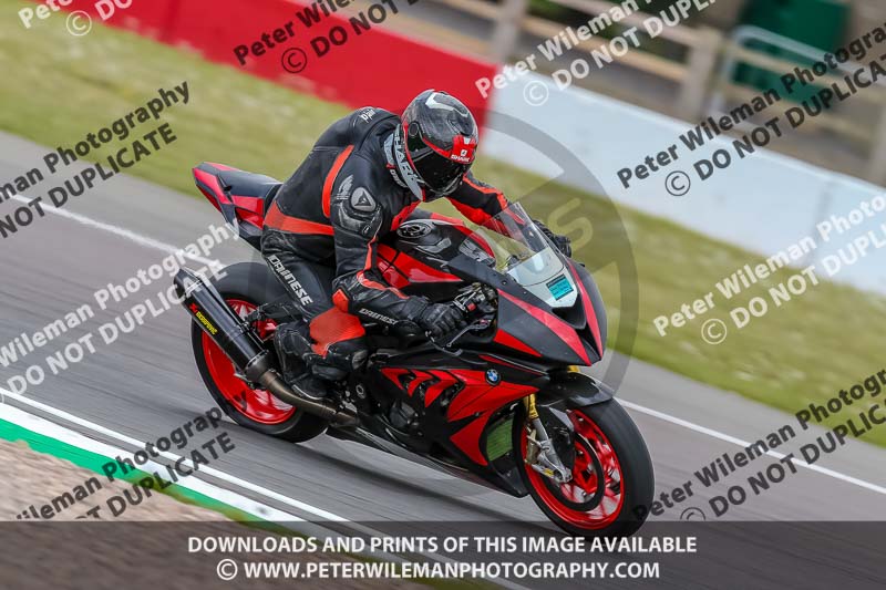 PJ Motorsport Photography;donington no limits trackday;donington park photographs;donington trackday photographs;no limits trackdays;peter wileman photography;trackday digital images;trackday photos